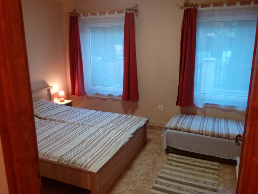 Eva Vendeghaz Guesthouse Hajduszoboszlo Ngoại thất bức ảnh