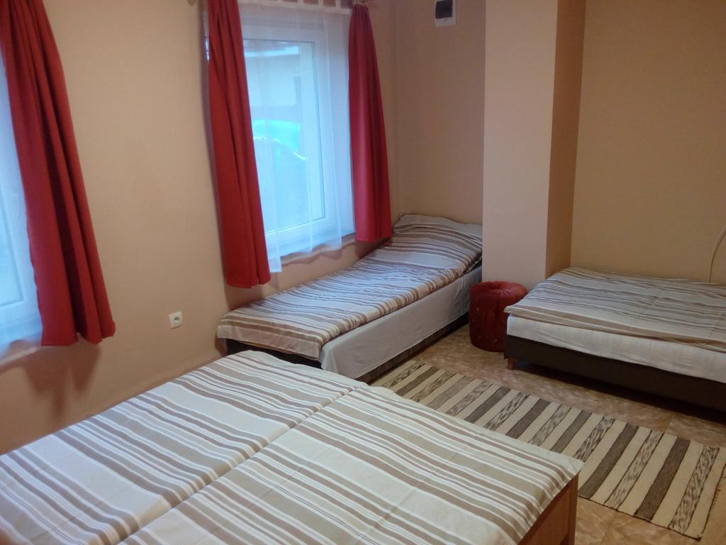 Eva Vendeghaz Guesthouse Hajduszoboszlo Ngoại thất bức ảnh