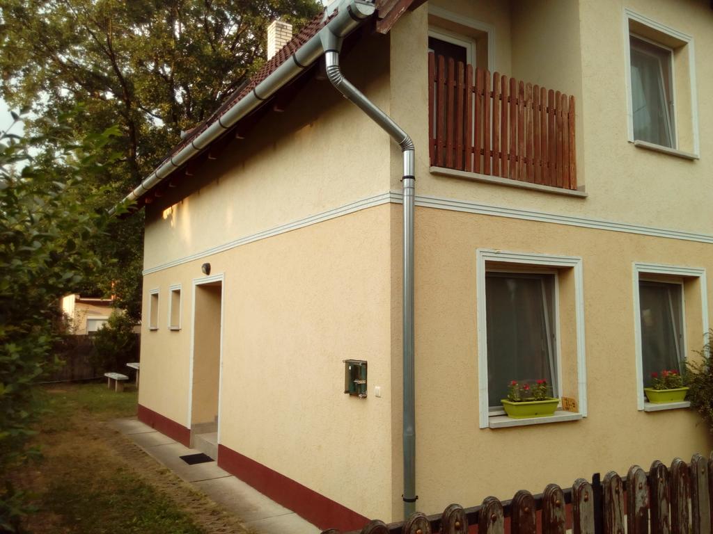 Eva Vendeghaz Guesthouse Hajduszoboszlo Ngoại thất bức ảnh