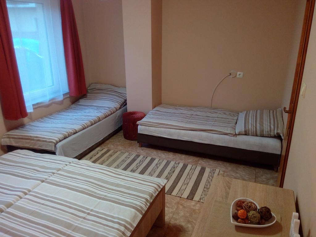 Eva Vendeghaz Guesthouse Hajduszoboszlo Ngoại thất bức ảnh